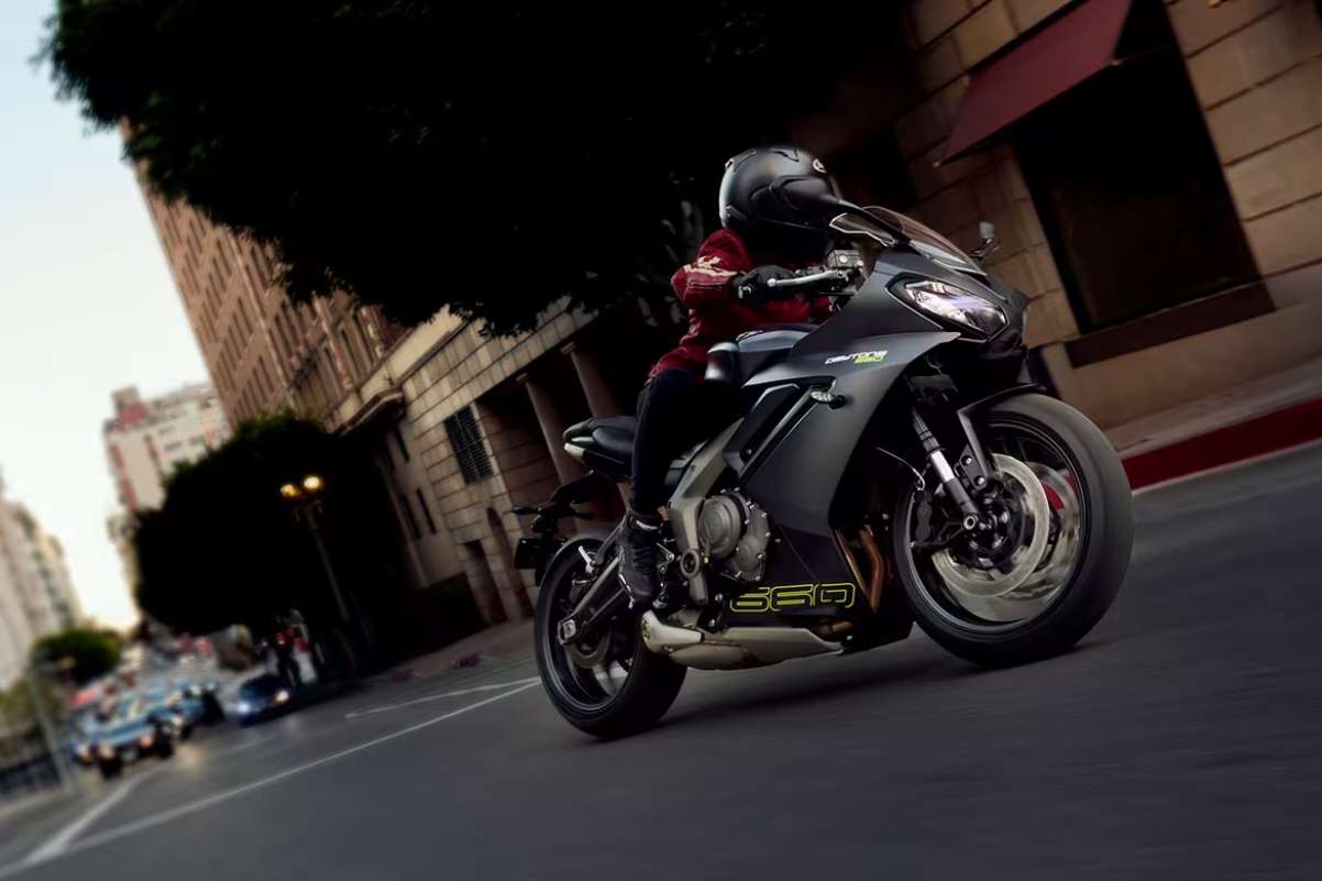 2025 Triumph Daytona 660